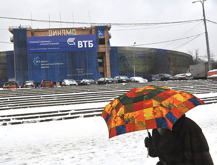 ВТБ вернул &laquo;Динамо&raquo; генералам из спортобщества &ndash; все из-за санкций. А ведь при банкирах клуб ожил