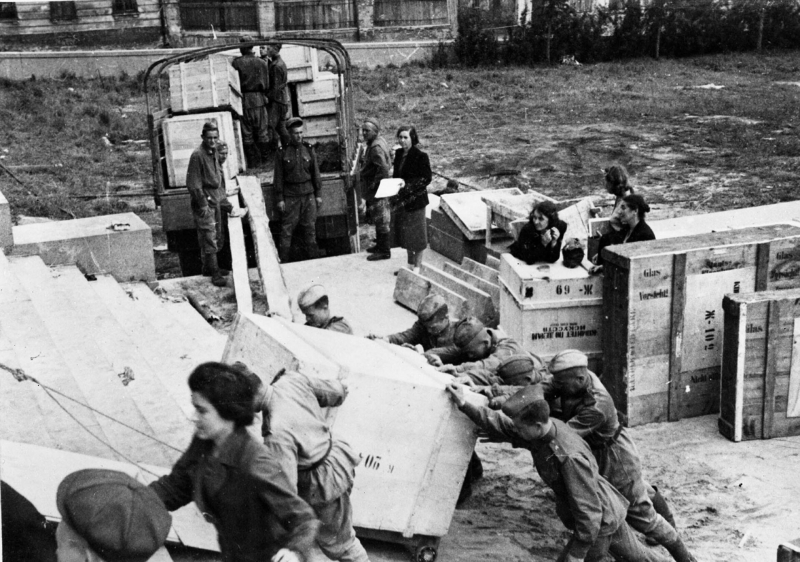 Она изменила мир искусства: 100 лет Ирине Антоновой