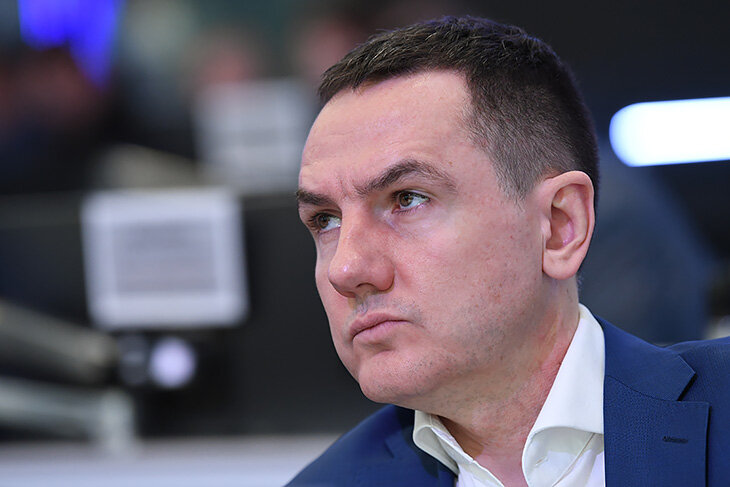 Что известно о деле Таталиной, которая пожаловалась на домогательства и поборы? Команда боится ее поддержать, есть и несогласные с ней