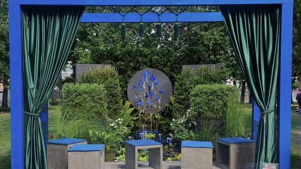 В моде натуральность: в Москве проходит фестиваль самых красивых садов 