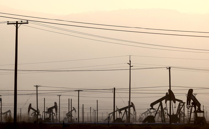 Российская нефть подешевела ниже предложенного ЕС потолка