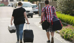 Власти решили продлить на три года срок работы устаревших свалок