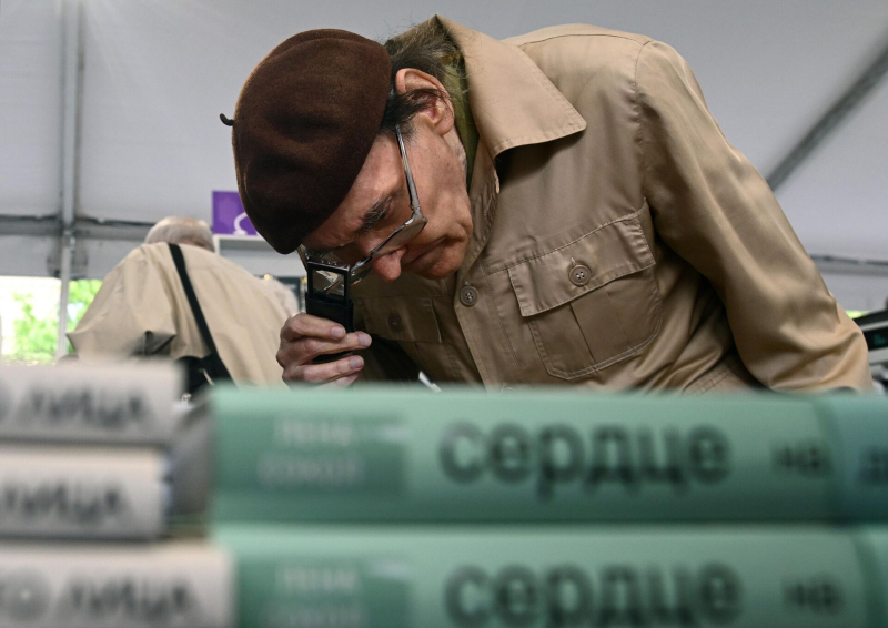 Западные бестселлеры под санкциями: законно ли публиковать их пересказы