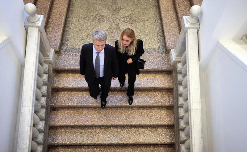 
                    &laquo;Ъ&raquo; узнал о разрешении властей выплатить Shell долю в &laquo;Сахалине-2&raquo;

                