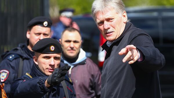 Пугачева, Песков, Газманов и Бабкина приехали проститься с Юдашкиным