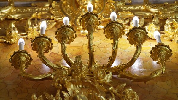 Украли фашисты и восстановили русские: тайны знаменитой Янтарной комнаты 