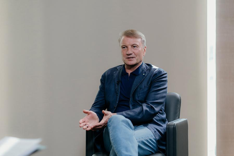
                    Герман Греф&nbsp;&mdash; РБК: &laquo;Пришлось научиться планировать и жить вкороткую&raquo;

                