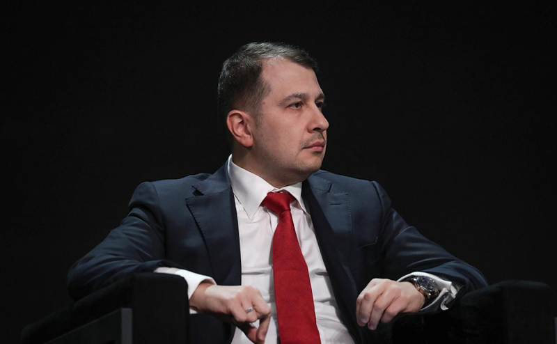 
                    Выплаты дивидендов в пользу иностранных компаний  упали в три раза

                