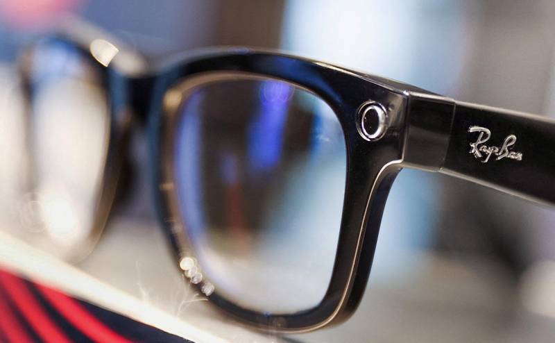 Власти разрешили параллельный импорт очков Ray Ban, но не линз Acuvue