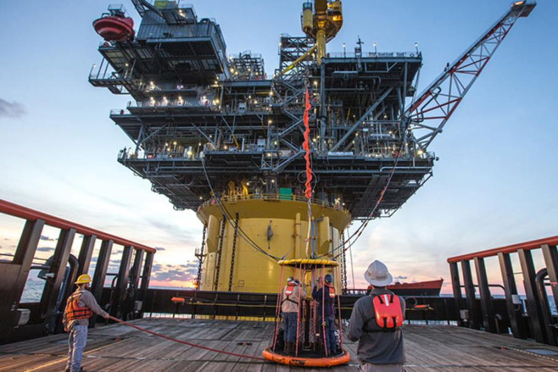 Сланцевая нефть и «биг фарма»: 10 крупнейших сделок 2023 года в мире