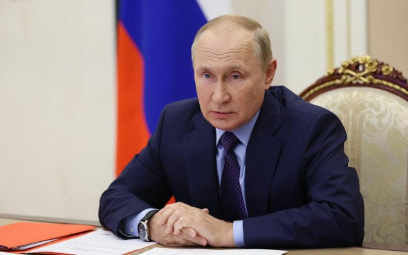 
                    Верховный суд объяснил свой подход к спору о &laquo;хищениях&raquo; качелей и мебели

                